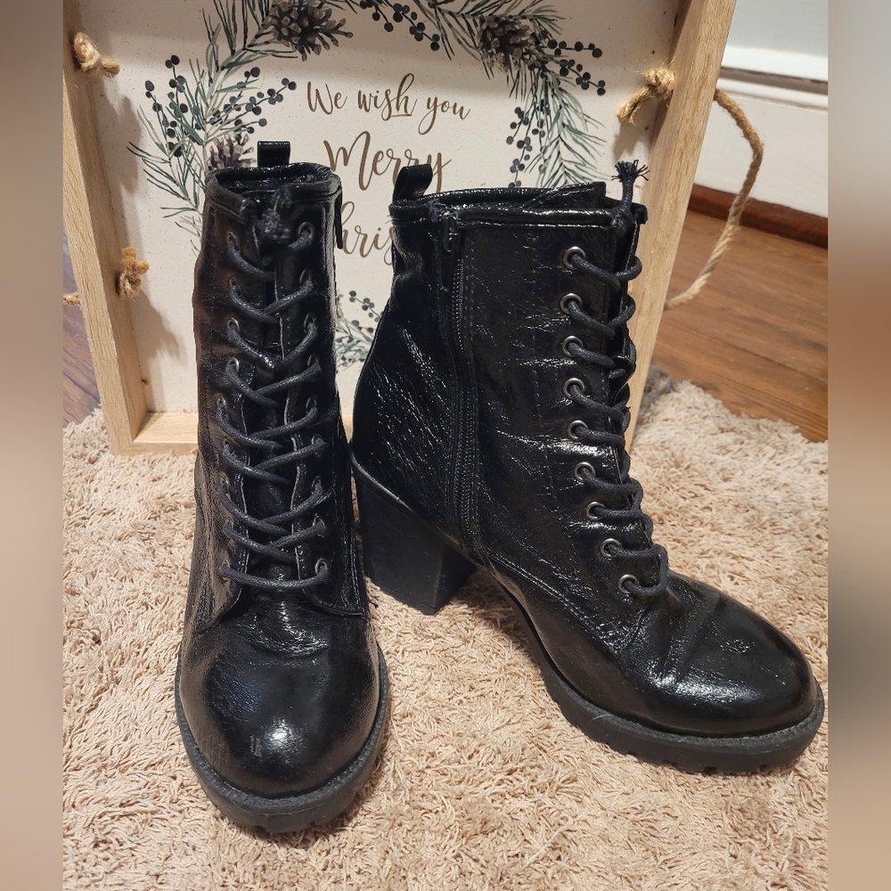 Zigi Soho Kourtlan Platform Laced Combat Black Boots Size 7